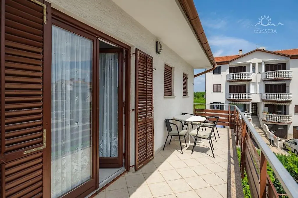 Apartment Lili 4